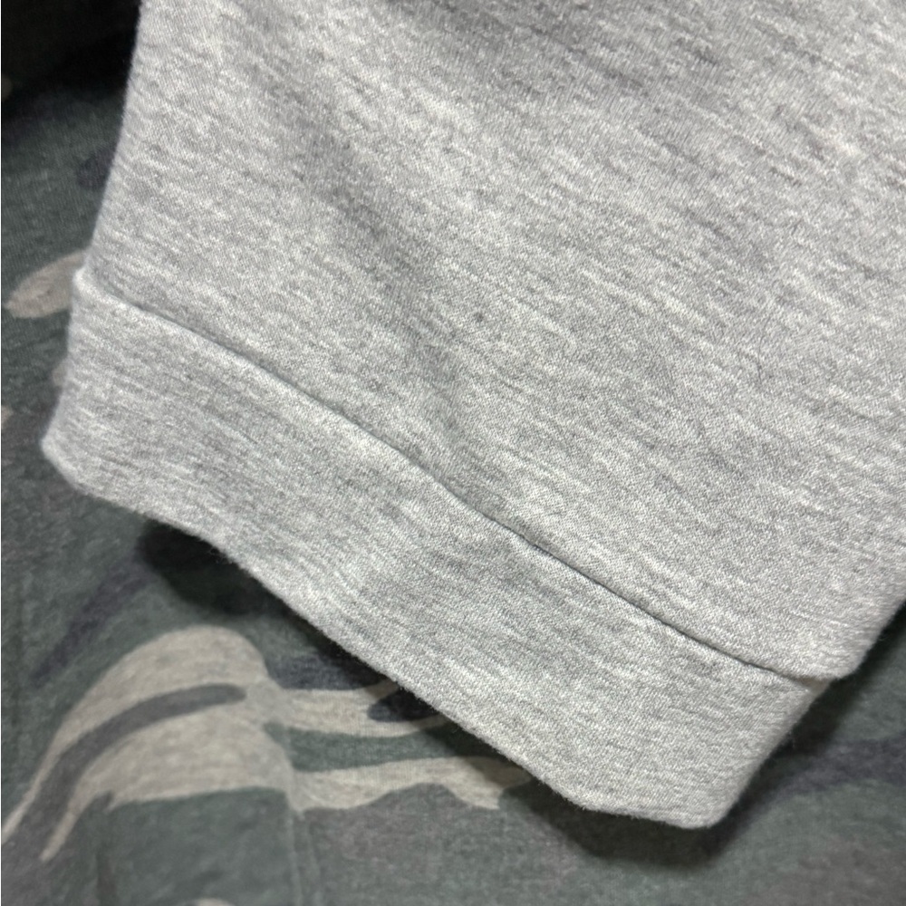 🛷e. Luna Camoflague Gray 3/4 Raglan Sleeve Shirt - Picture 4 of 6